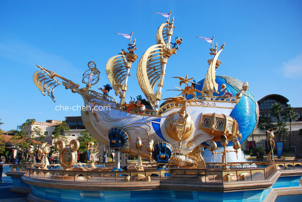 Giant Ship In Conjunction With Tokyo DisneySea's 15th Anniversary Year Of Wishes Event @ Tokyo DisneySea, Urayasu